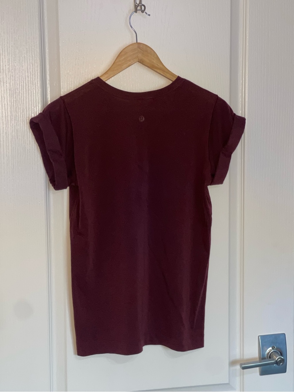 LULULEMON Roll Around Tee *Expression
Garnet 2019 W3DK7S $58 Pima Cotton SZ 8 - Picture 6 of 7